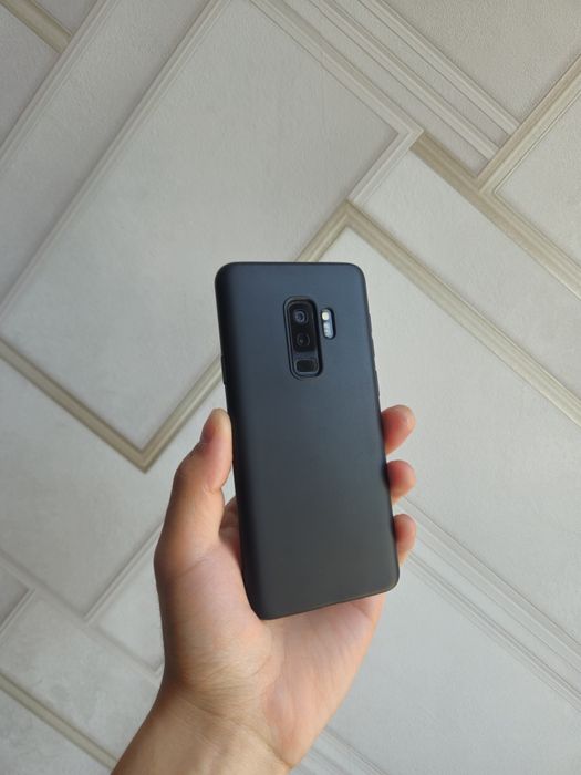 Samsung S9+ Отличный