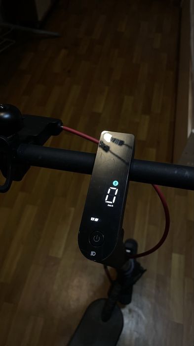 Электросамокат Xiaomi scooter 4