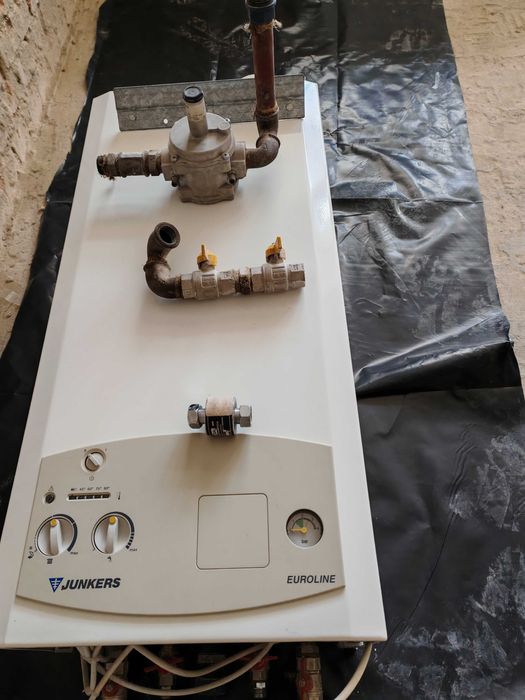 Vând centrală de apartament