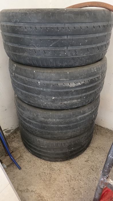Шины 275/40/22 бу