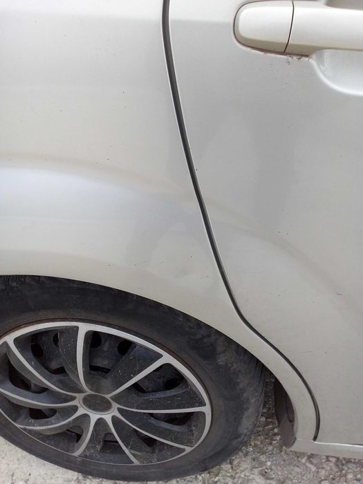 Тойота Корола Версо