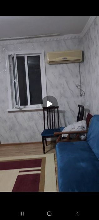 Kvartira srochniy ijaraga beriladi.