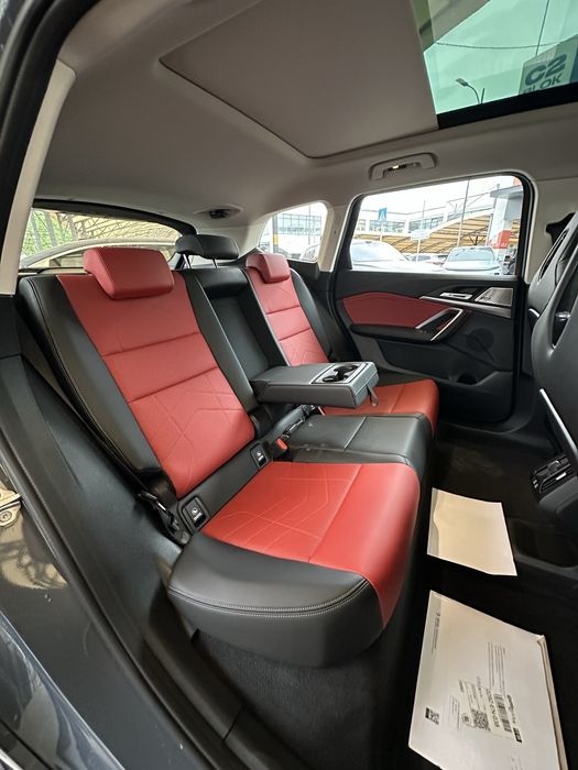 BMW ix1 30L xDrive - AWD 2025 с пробегом в наличии