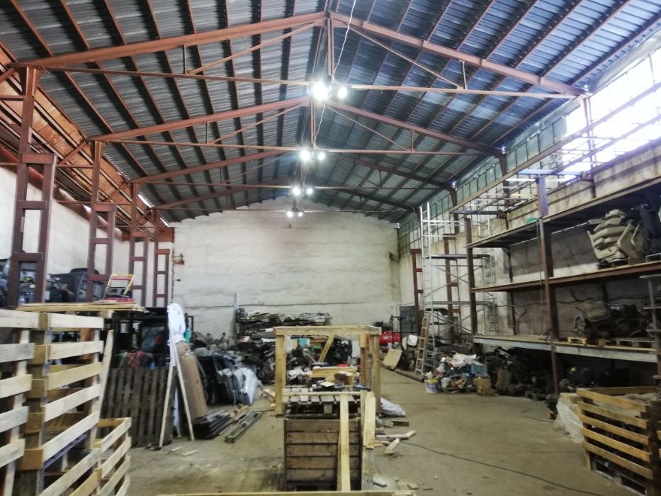 Промишлен имот в бившия завод добруджа