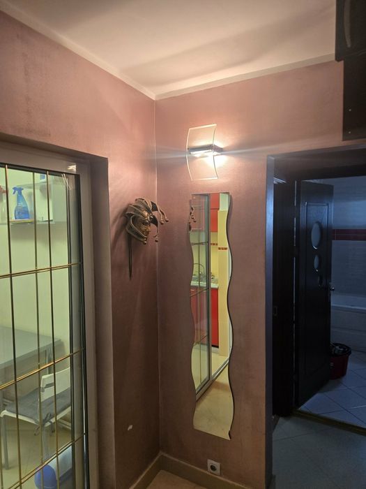 Închiriez apartament 2 camere