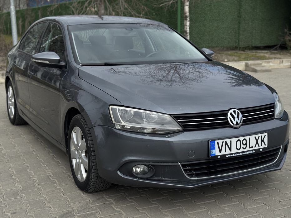 Volkswagen Jetta 1.6 Tdi Bluemotion POSIBILITATE RATE /AVANS 0