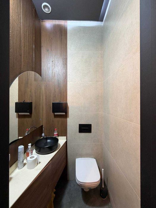 Продаётся нежилое помещение в Мирзо-Улугбекском районе.