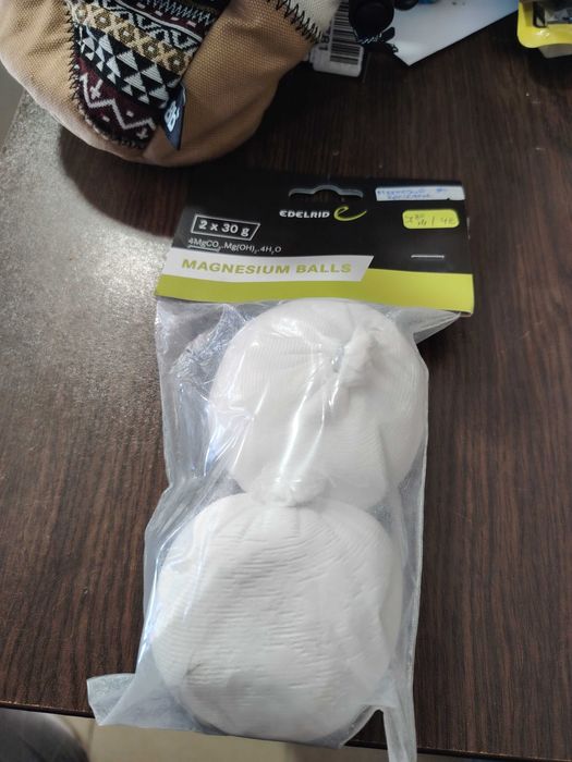 Торбичка за магнезий за катерачи