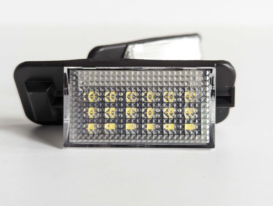 ЛЕД светлини Номер BMW E36 Седан Комби БМВ Е36 E36 LED Осветление Нови