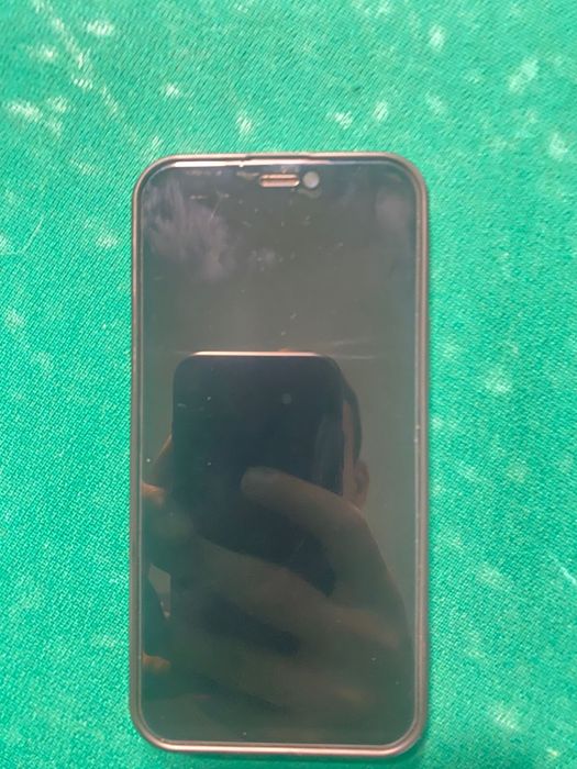 Срочно продам айфон 12 мини 256гб
