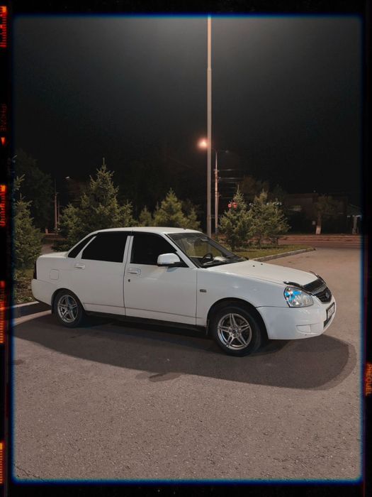 Продаю Priora (2012)