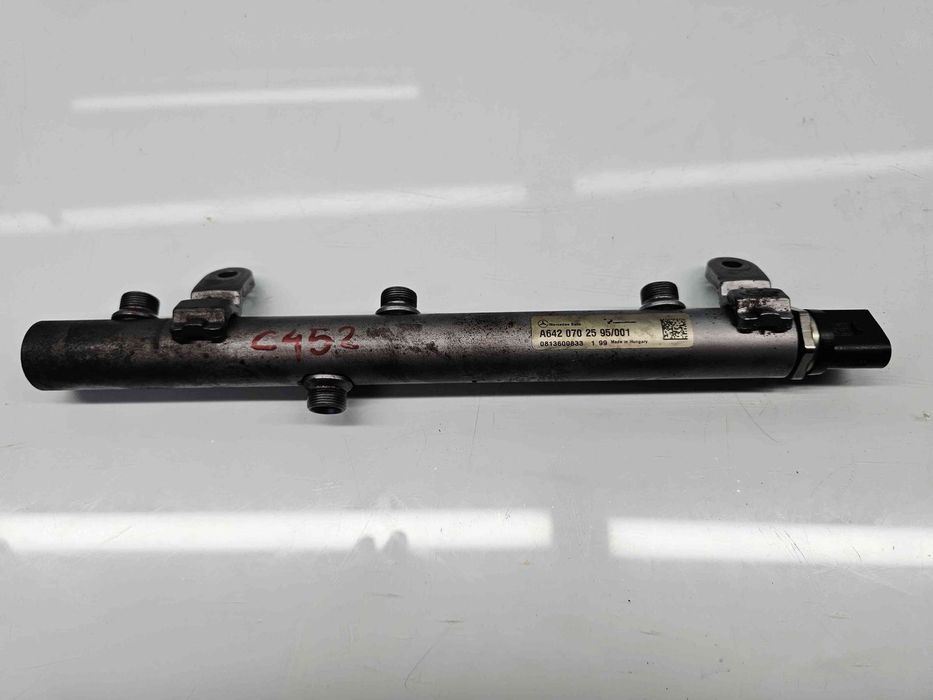 Rampa injectoare  Mercedes Clasa C (W204) [Fabr 2007-2014] A6420702595
