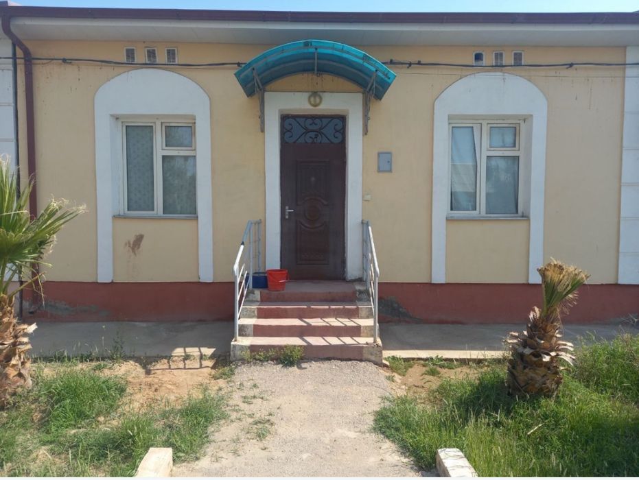 Намунали уй (кетедж) сотилади!