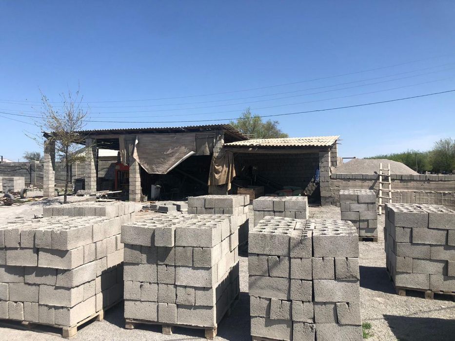 Шлакоблочный аппарат (станок)