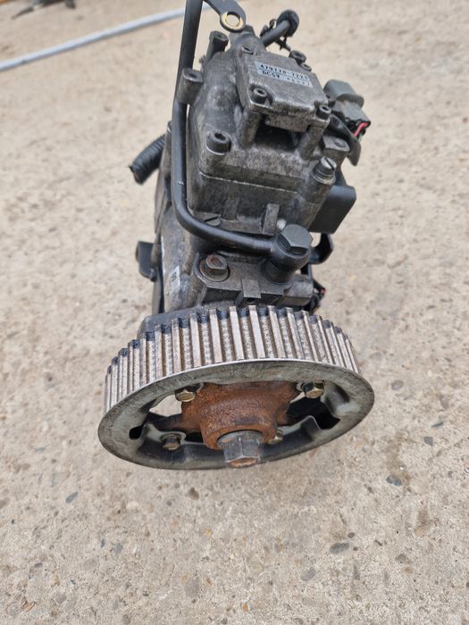 Pompa injectie mitsubishi L 200 2004