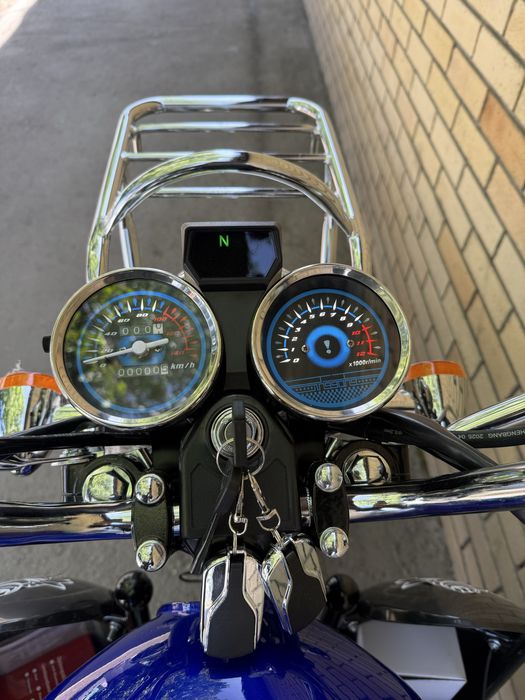 Продам мотоцикл GSX 200 куб