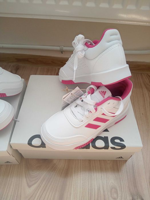 Маратонки adidas 34 номер