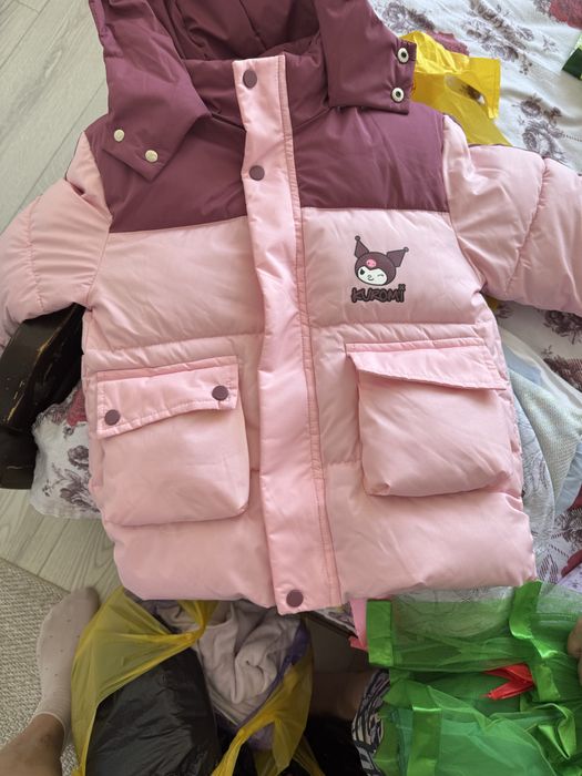 Продам куртку для девочки
