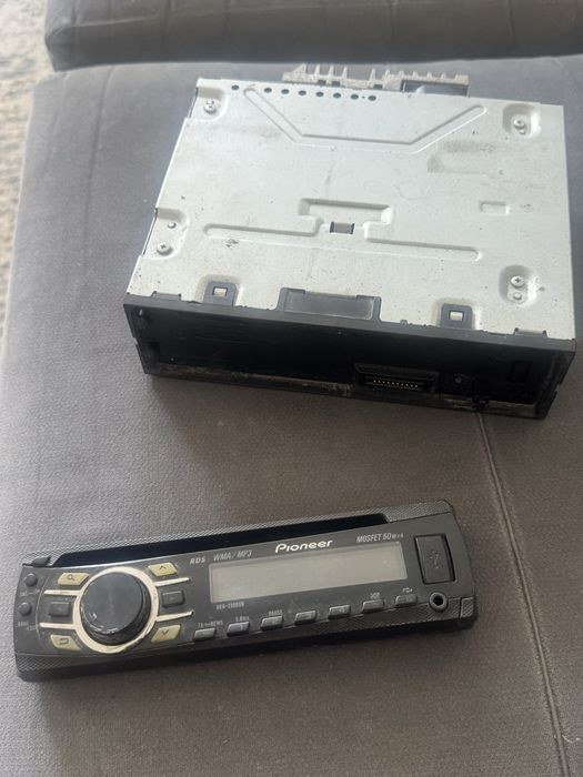 Магнитола Pioneer