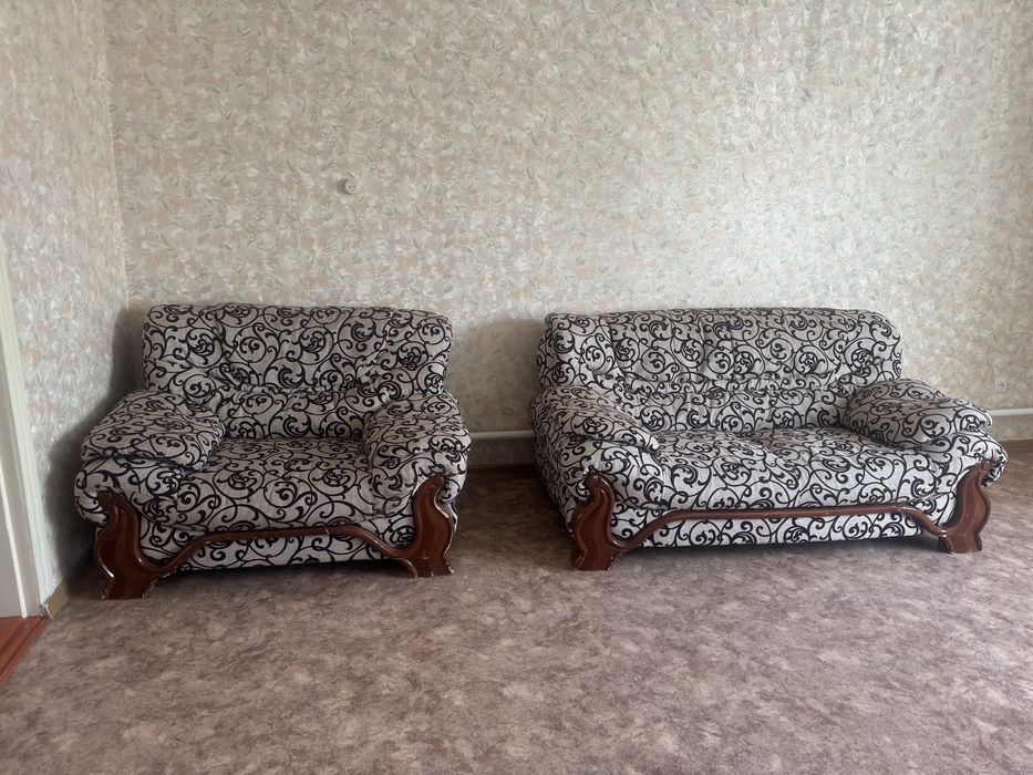 Продам диван и кресло