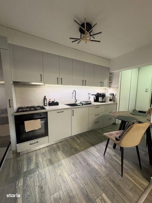 Apartament 3 camere, 53 mp, zona Central