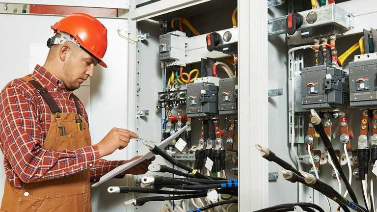 Dăm startul înscrierilor la Cursul de ELECTRICIAN IN CONSTRUCTII