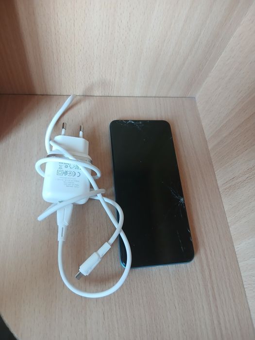 Продам телефон VivoY15s