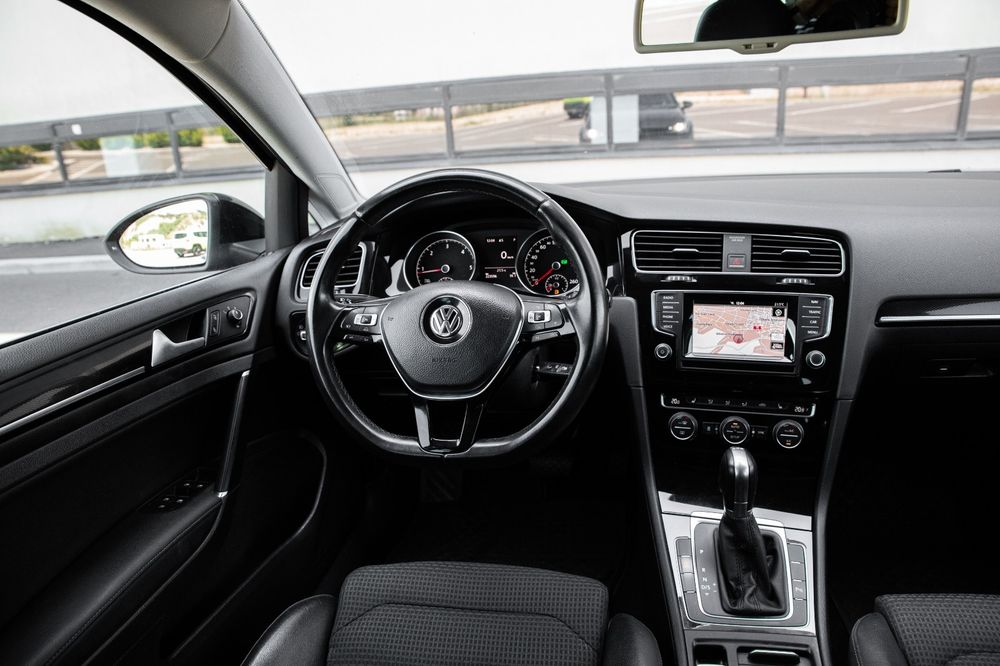 Volkswagen Golf 2.0 TDI DSG Highline • INMATRICULATA • LED • DSG • H