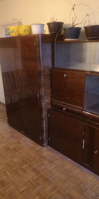 Donez mobilă, în stare bună.