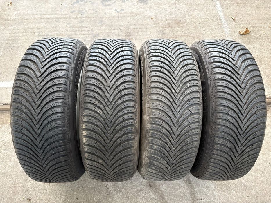 Jante A B class cu anvelope iarna ca noi Michelin 195 65 15 si capace originale