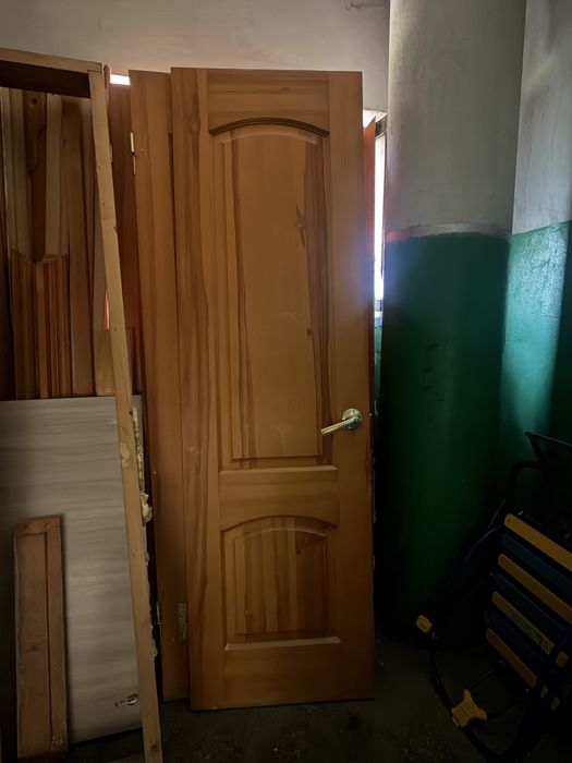 Продам межкомнатные двери