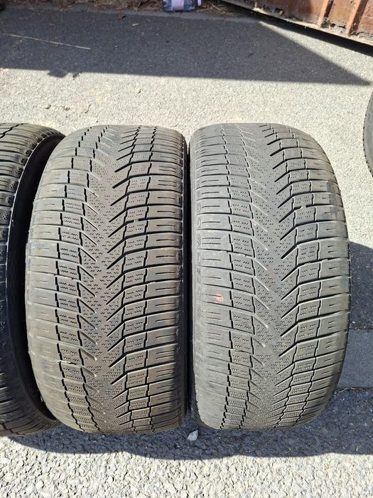 4 anvelope Iarna 225/40/18 DOT 1824 foarte buna