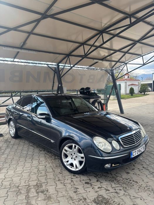 Продавам Mercedes E 2.7