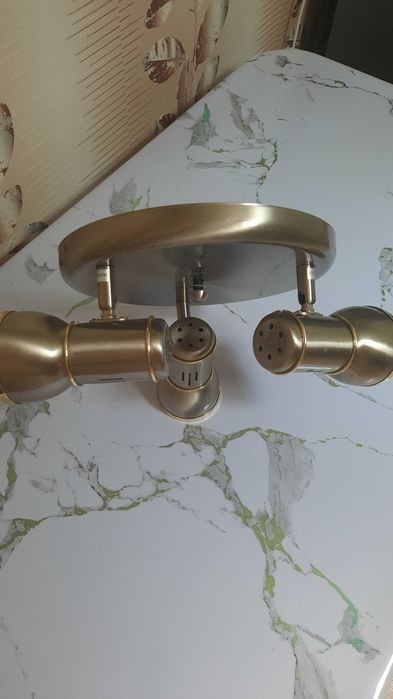 Люстра. Металл. Б/у немного.