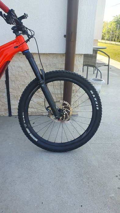Bicicleta electrică Giant Reign E+ 1 pro / Fox / Xt