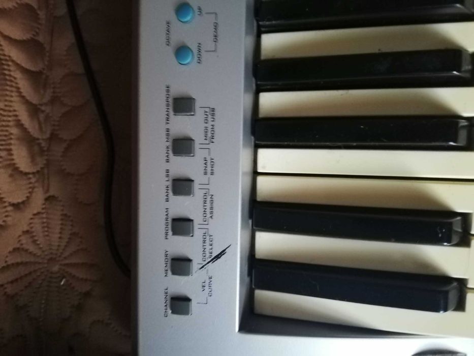 Миди Клавиатура M-Audio Evolutiom MK361C