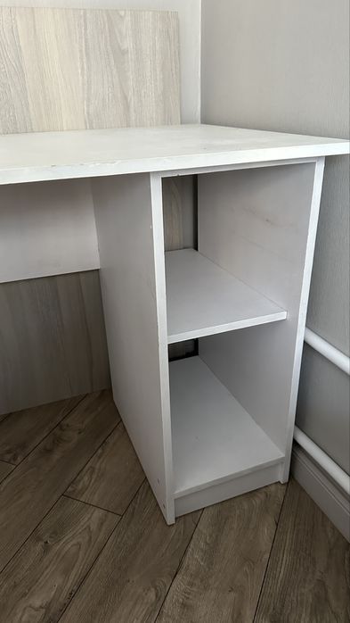 Продам шкаф и парту