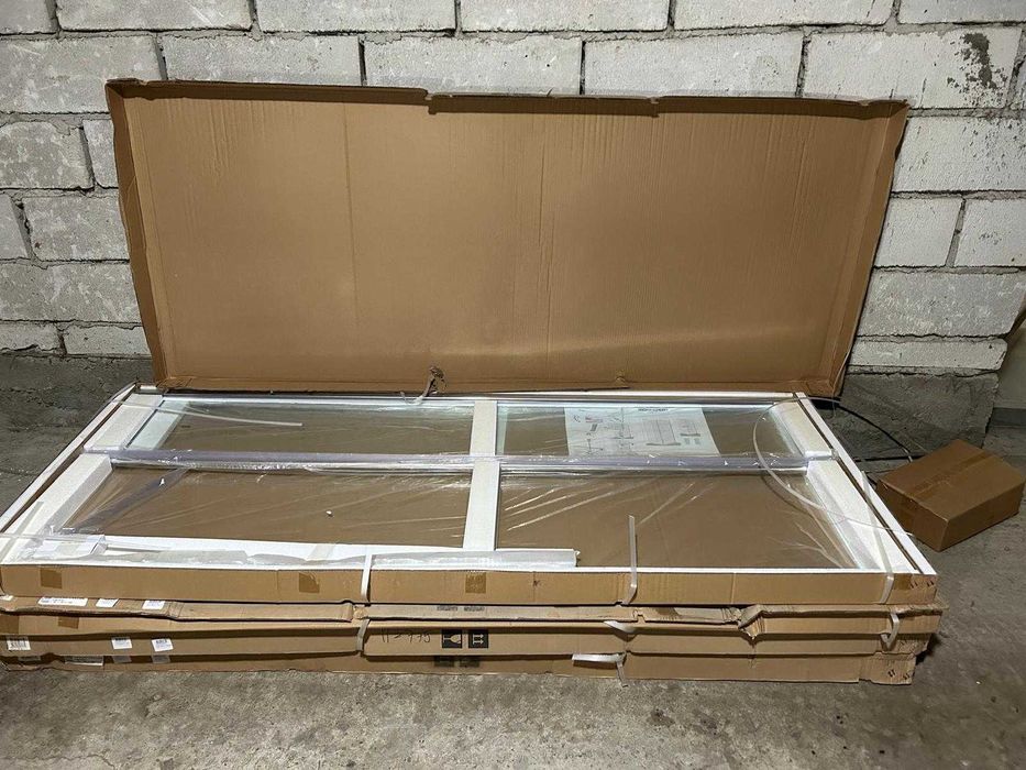 Cabina de duș din sticlă