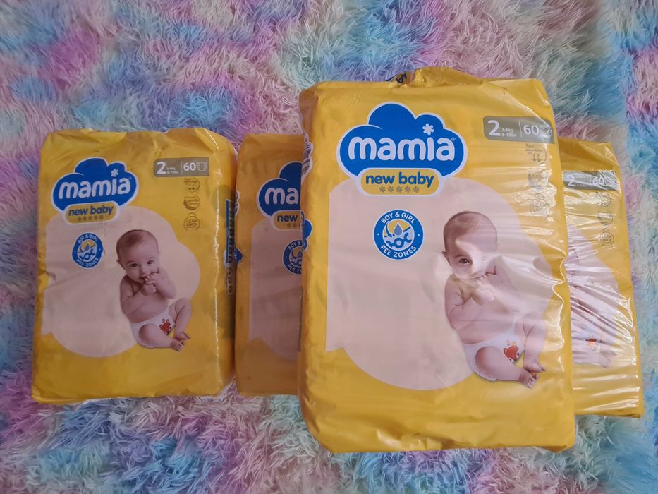 Четири пакета Памперси Мамиа 2