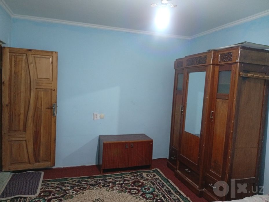 Oila uchun ijaraga 1 ta xona beriladi