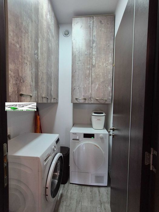 Продава се Тристаен апартамент в Пловдив, Кършияка - 102 кв.м за 1075 €/кв.м - Снимка #11