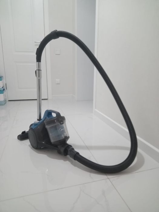 Пылесос Midea 15K