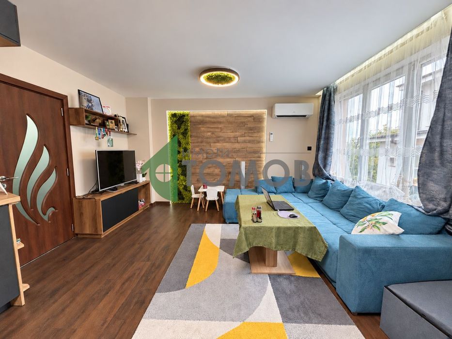 Продава се Тристаен апартамент в Стара Загора, Железник - център - 105 кв.м за 1380 €/кв.м - Снимка #1