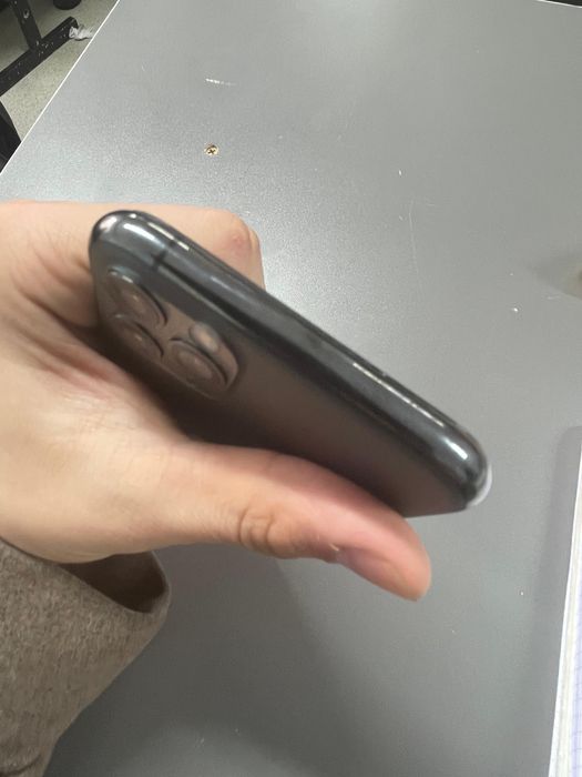 Айфон 11 про продам или обменяю