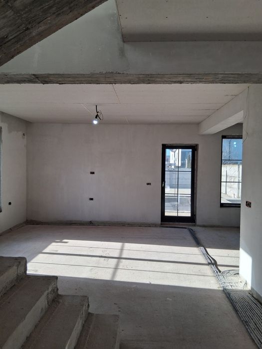 Vilă Premium P+1 pe Arcașilor -Design, Spațiu și Relaxare (Stadiu Alb)