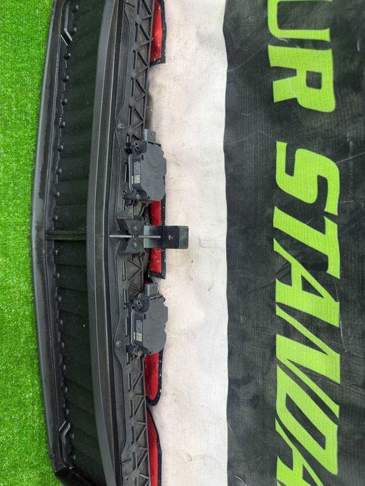 Flaps-uri / grile active Mercedes Benz AMG GT (W290) A2905000400