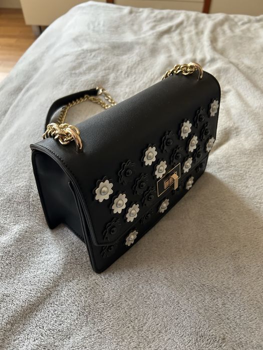 Нова компактна дамска чанта