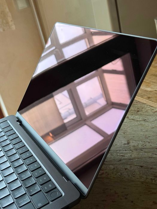 Перфектен MacBook Pro 14" с Apple M3 Pro 512 GB