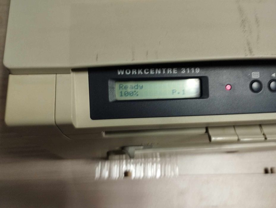 Принтер с скенер