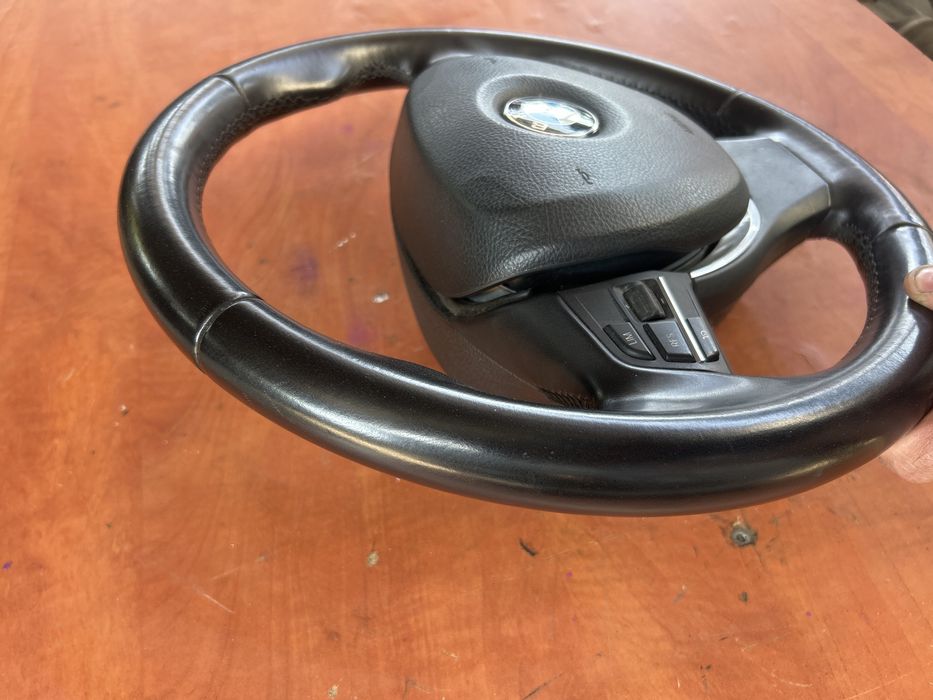 Volan piele cu comenzi  Bmw F10